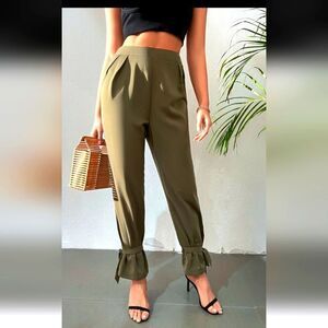 Express Green Chinos Relaxed Fit Cotton Blend